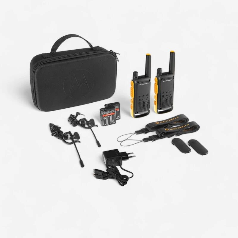 Paire De Talkie-walkies MOTOROLA Rechargeables Par USB - T82 Extrême - 10km 3 Paire De Talkie-walkies MOTOROLA Rechargeables Par USB - T82 Extrême - 10km