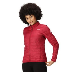 Regatta Veste Matelassée HILLPACK Femme (Rouge Foncé / Gris Phoque) -Matériel De Camping veste matelassee hillpack femme rouge fonce gris phoque 2